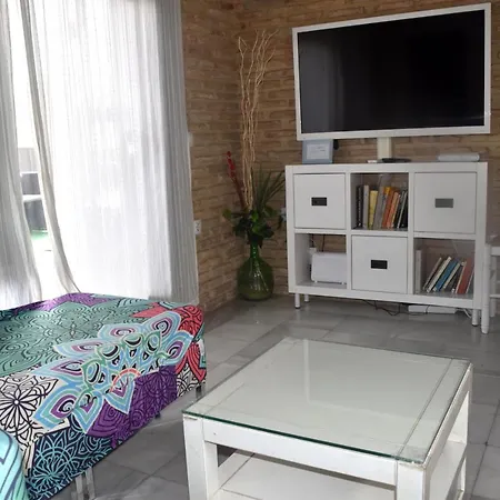Atico Centrico Plaza Moravia ,san Julian. Apartment Seville